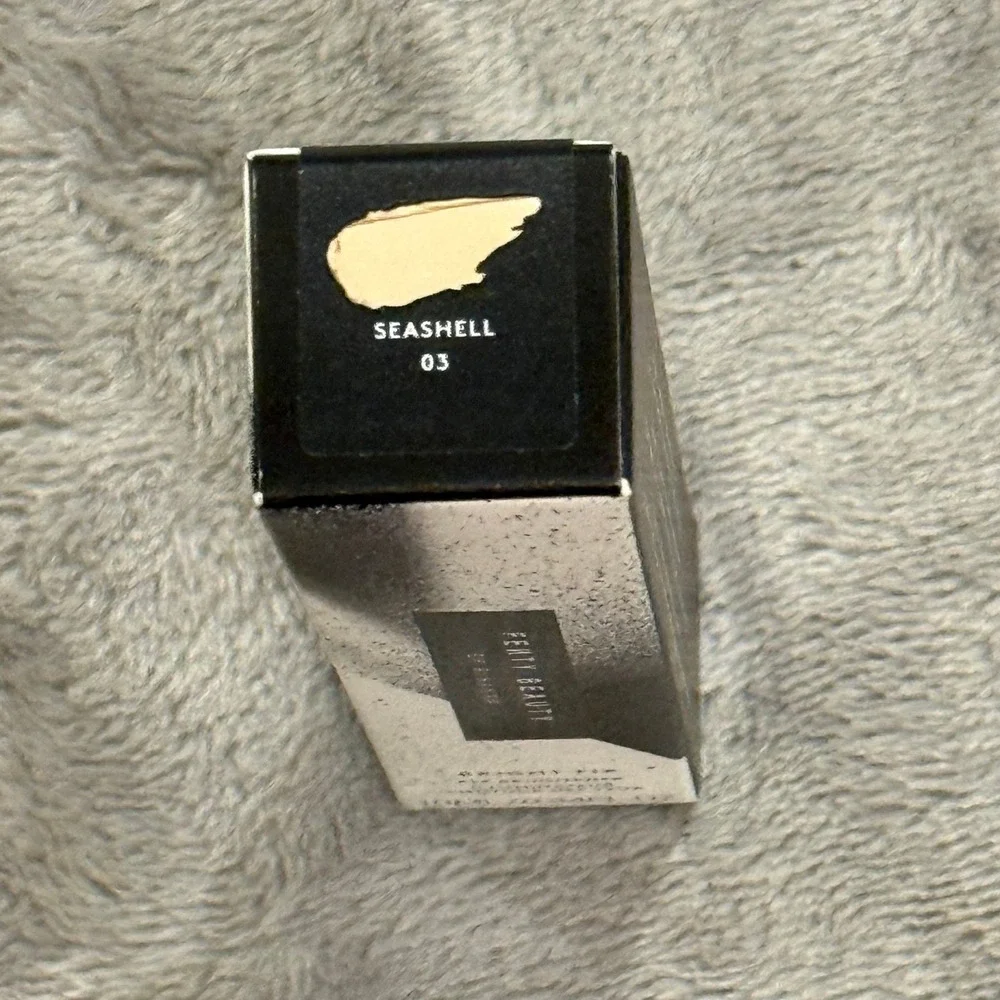 NIB Fenty‎ Beauty Bright Fix Eye Brightener Seashell 03 Under Eye Concealer 10ml